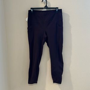 Yogalicious LUX purple leggings